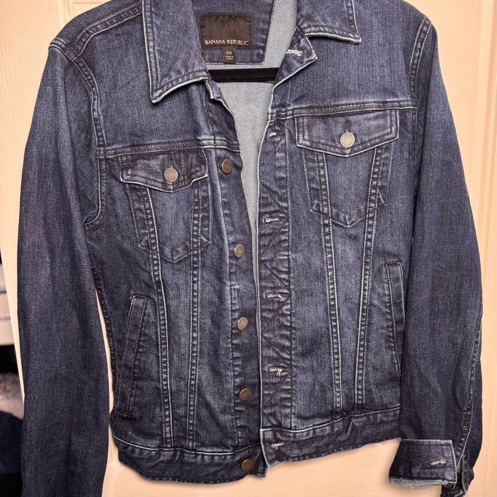 Banana Republic Classic Denim Jacket - Indigo